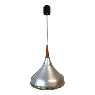 Scandinavian metal hanging lamp