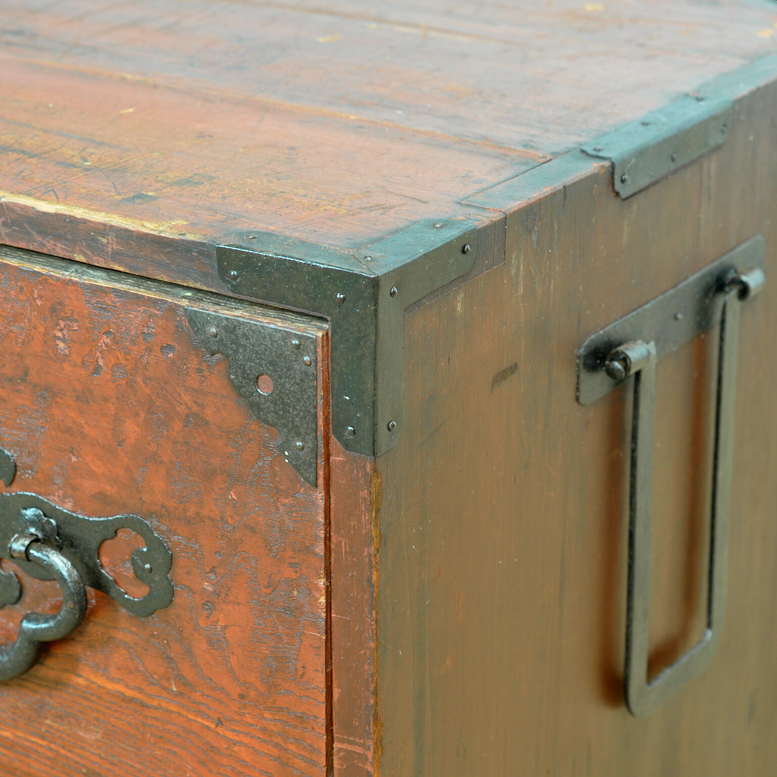 Japanese Tansu chest of drawers, circa 1870