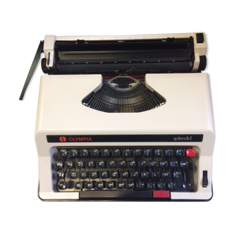 Mechanical typewriter Olympia splendid-made in Italy-years 70