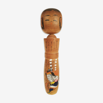 Poupée Kokeshi bois peint décor musicien circa 1960