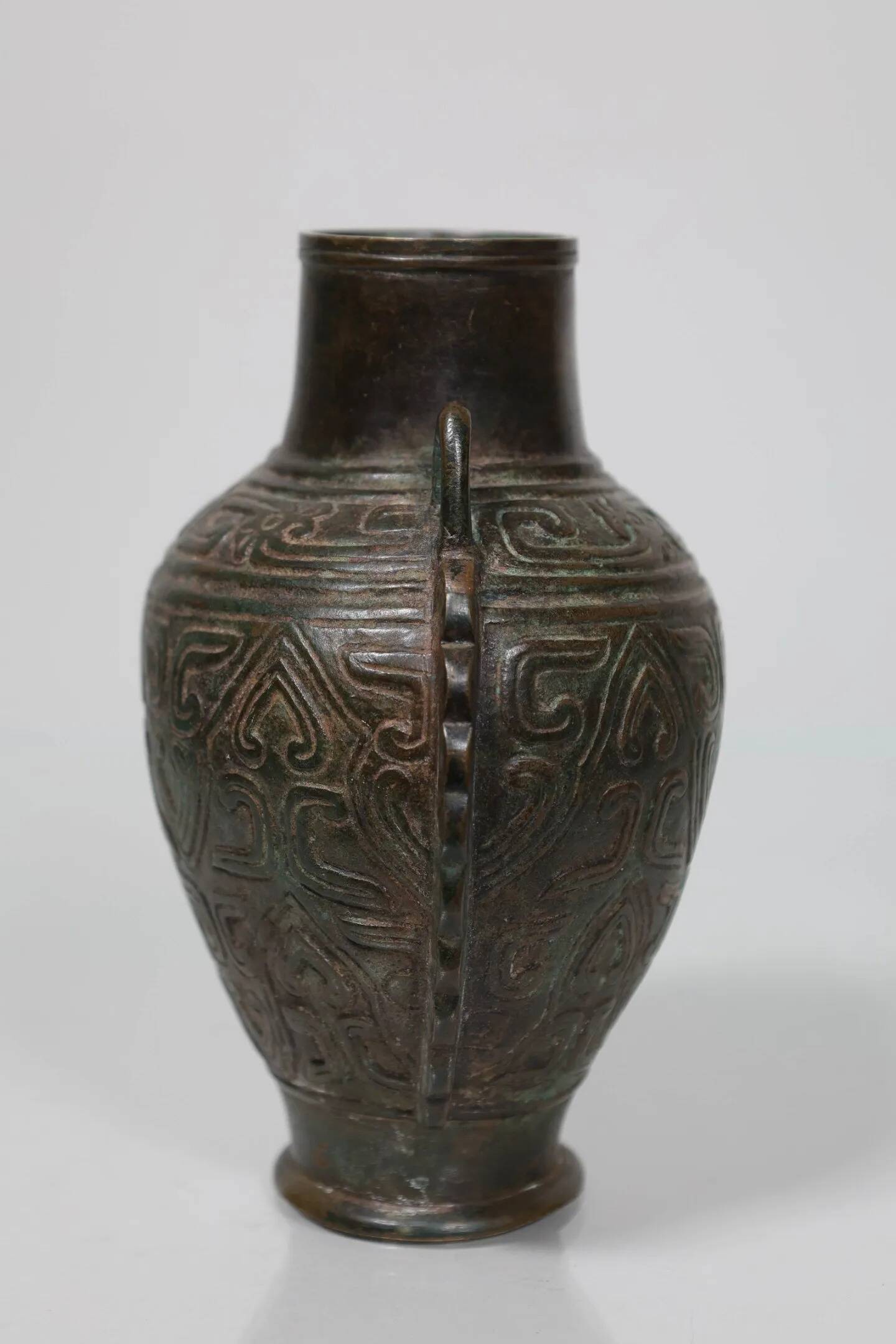 Vase cérémoniel en bronze Dynastie Ming (1368-1644) - Chine