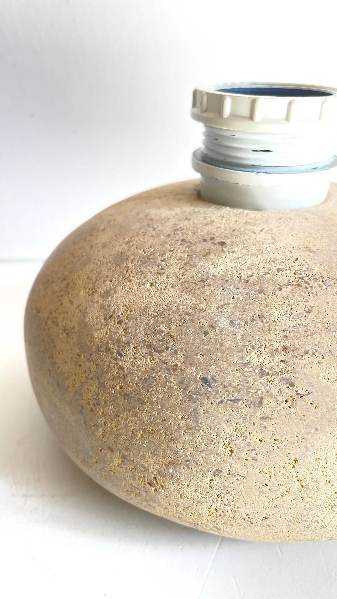 Vintage natural stone pebble lamp