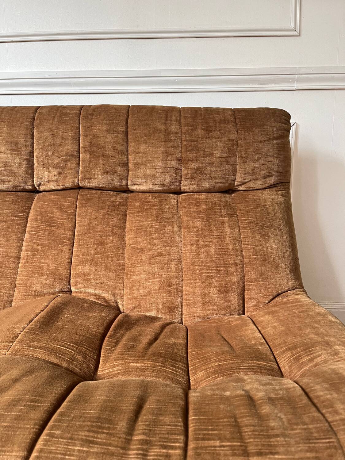 2-seater armchair in fawn velvet, Steiner edition 1970