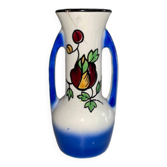 Petit vase avec motifs