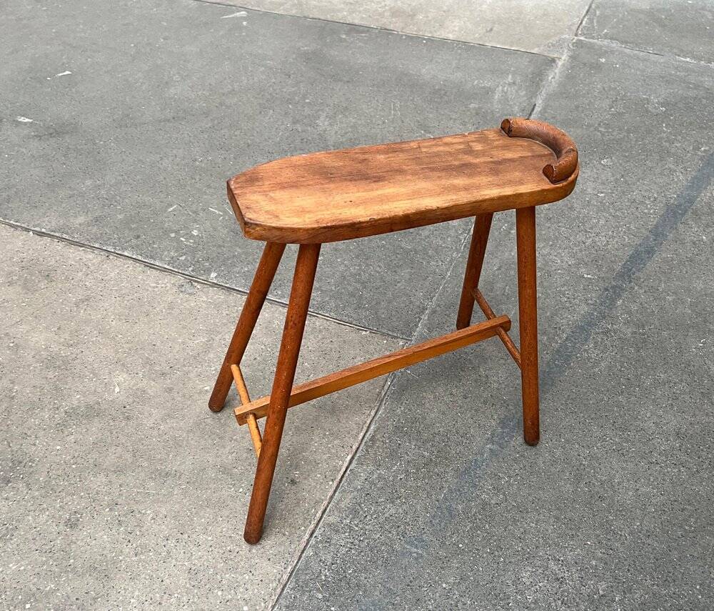 Vintage wooden shoe rack with grease, mid-century, 1950s.