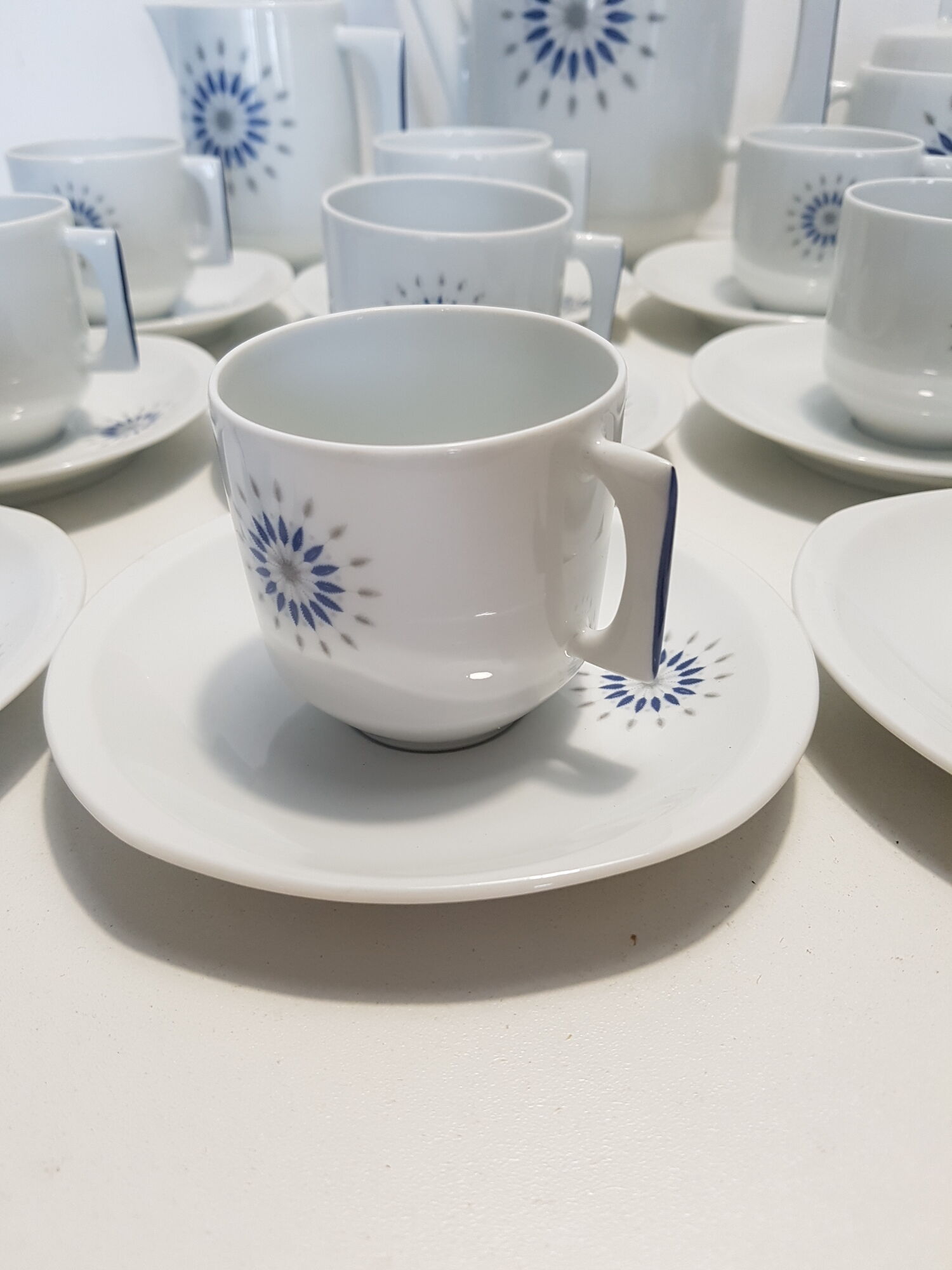 Service à Café Porcelaine 27 Pièces Blanc - Occasion Excellent état, Ensemble Complet