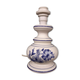 Pied de lampe en faience a fleurs