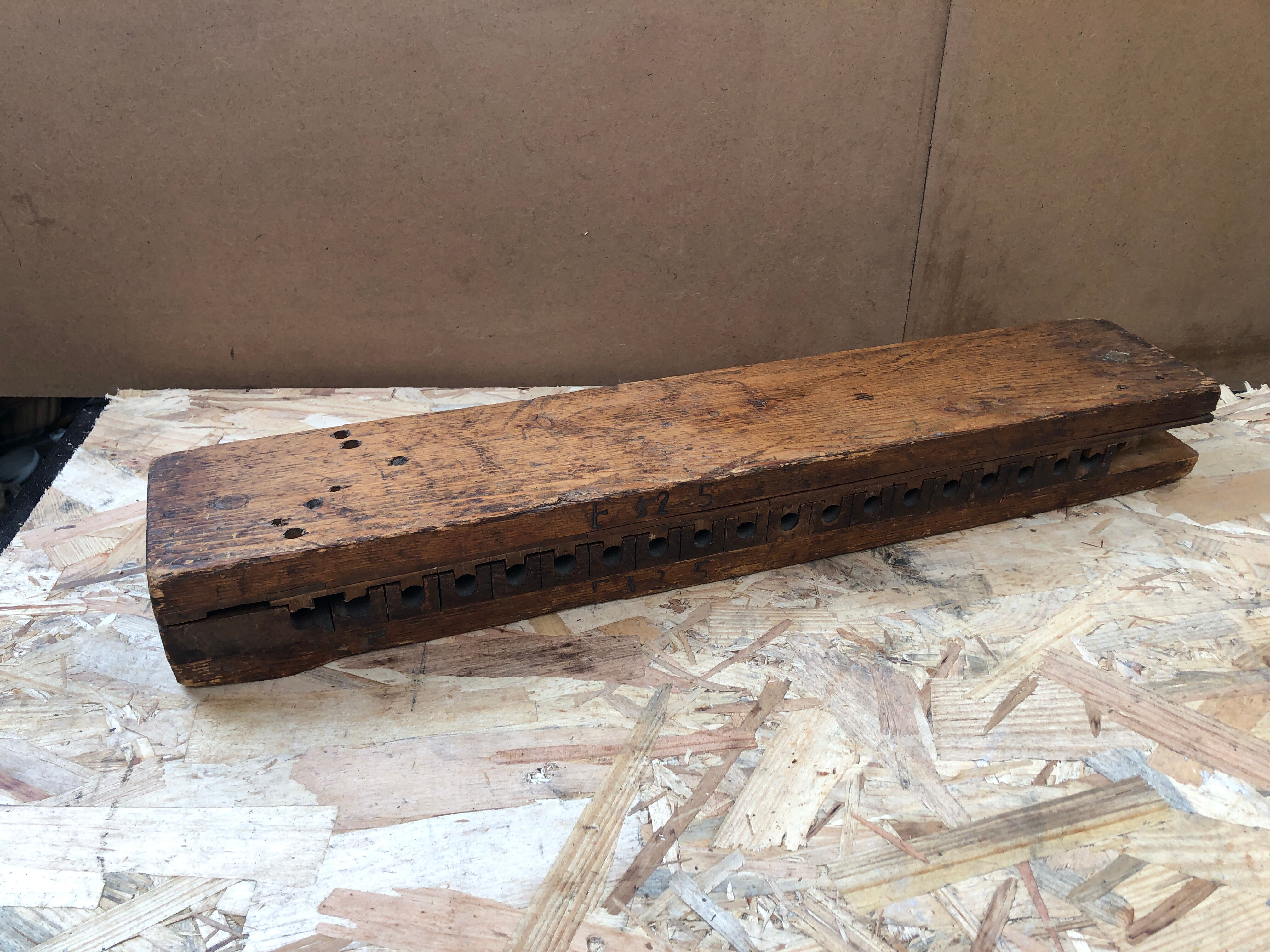 Old mold cigar press 20 location calibration drying smoker vintage