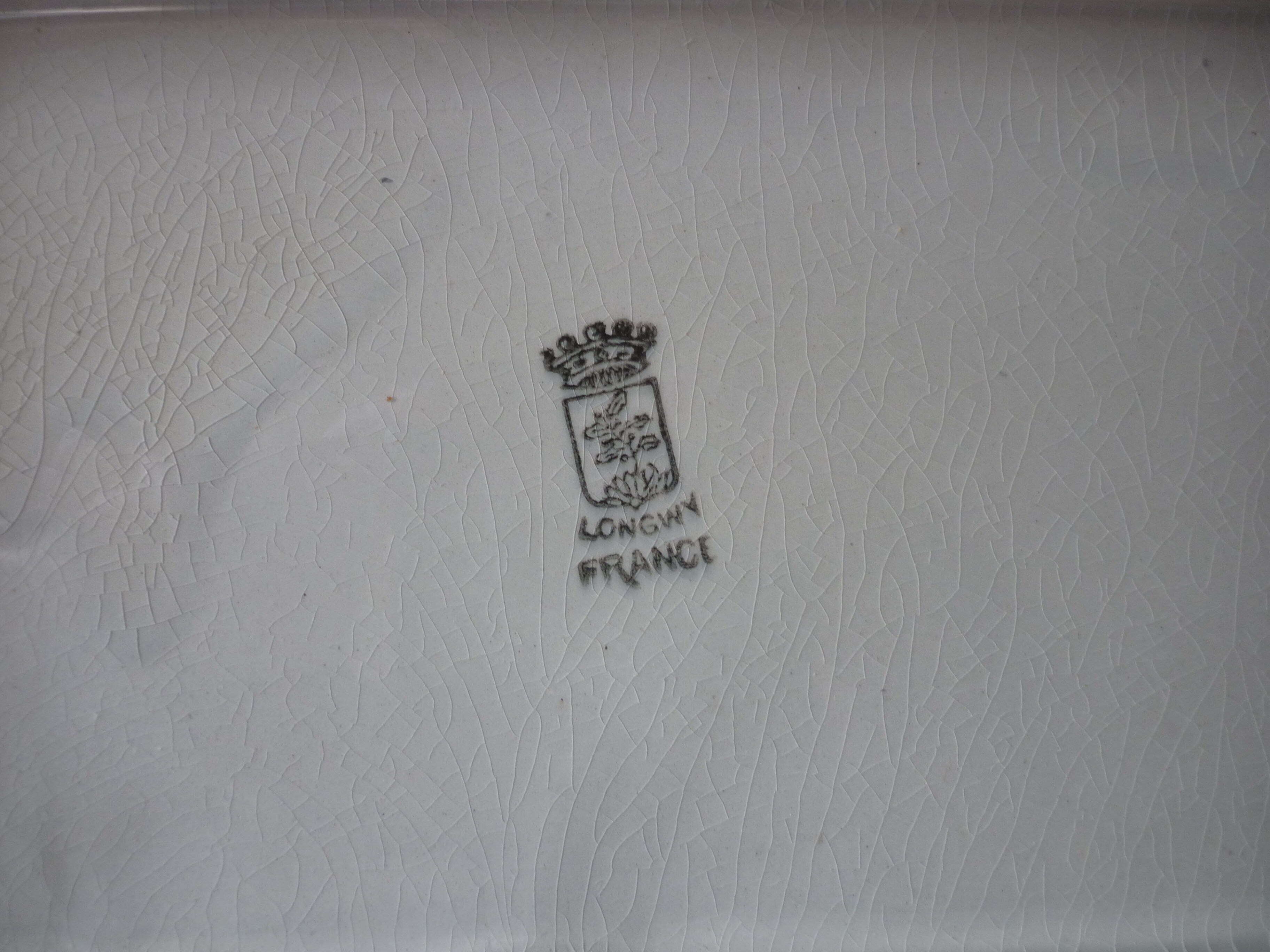 Longwy enameled cake dish