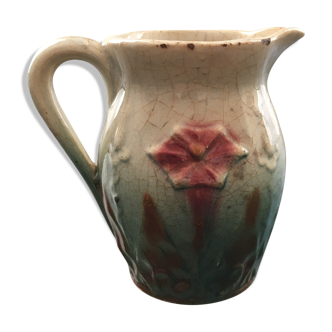 Ancient slurry vase