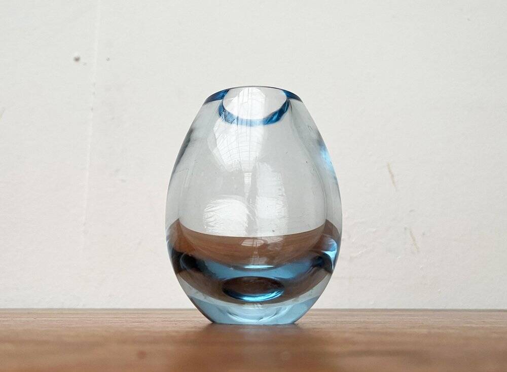 Glass vase from the Danish Hellas series by Per Lütken for Holmegaard, 1960s.