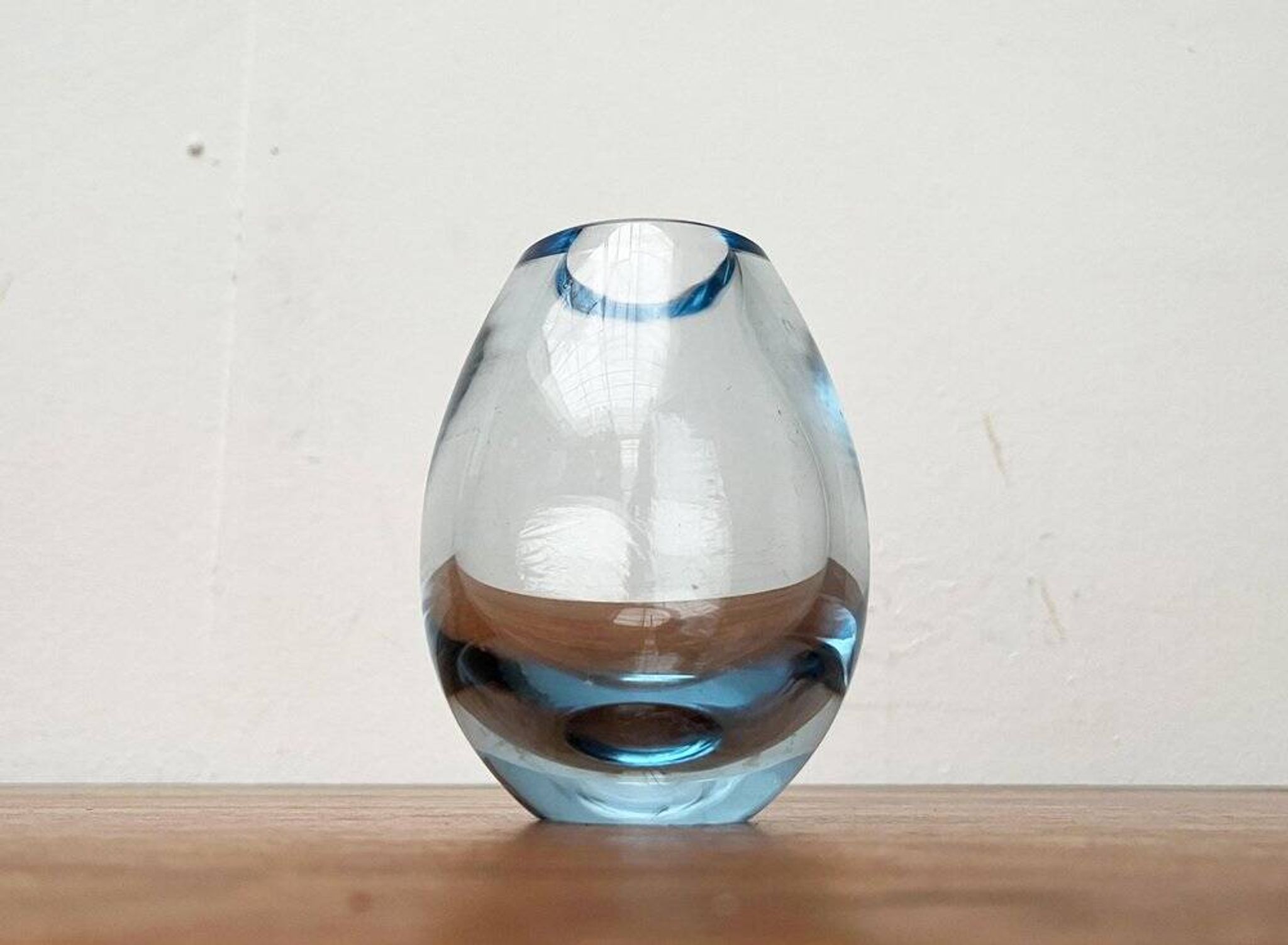 Glass vase from the Danish Hellas series by Per Lütken for Holmegaard, 1960s.