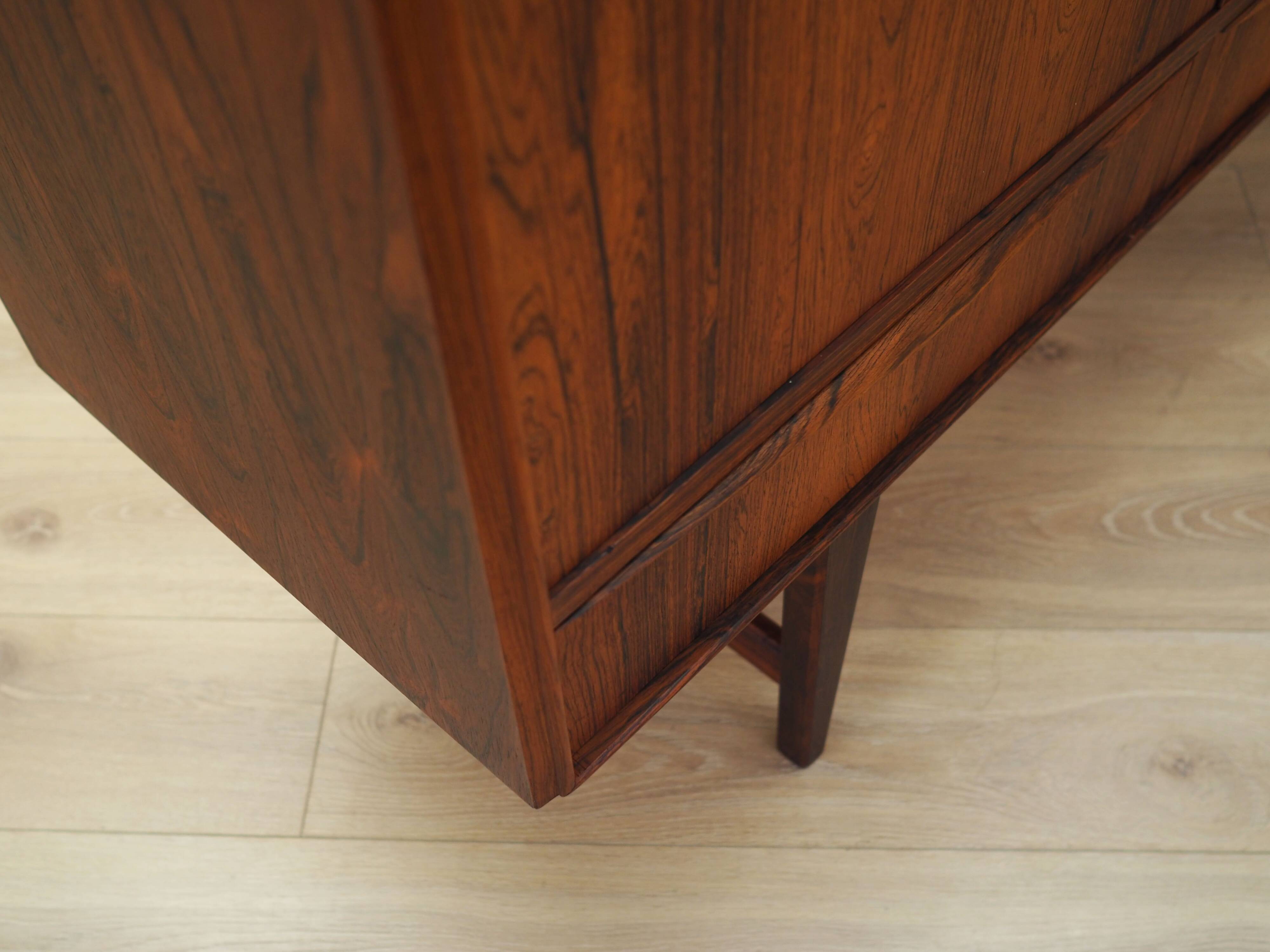 Enfilade en palissandre, design danois, années 1960, designer : E.W. Bach