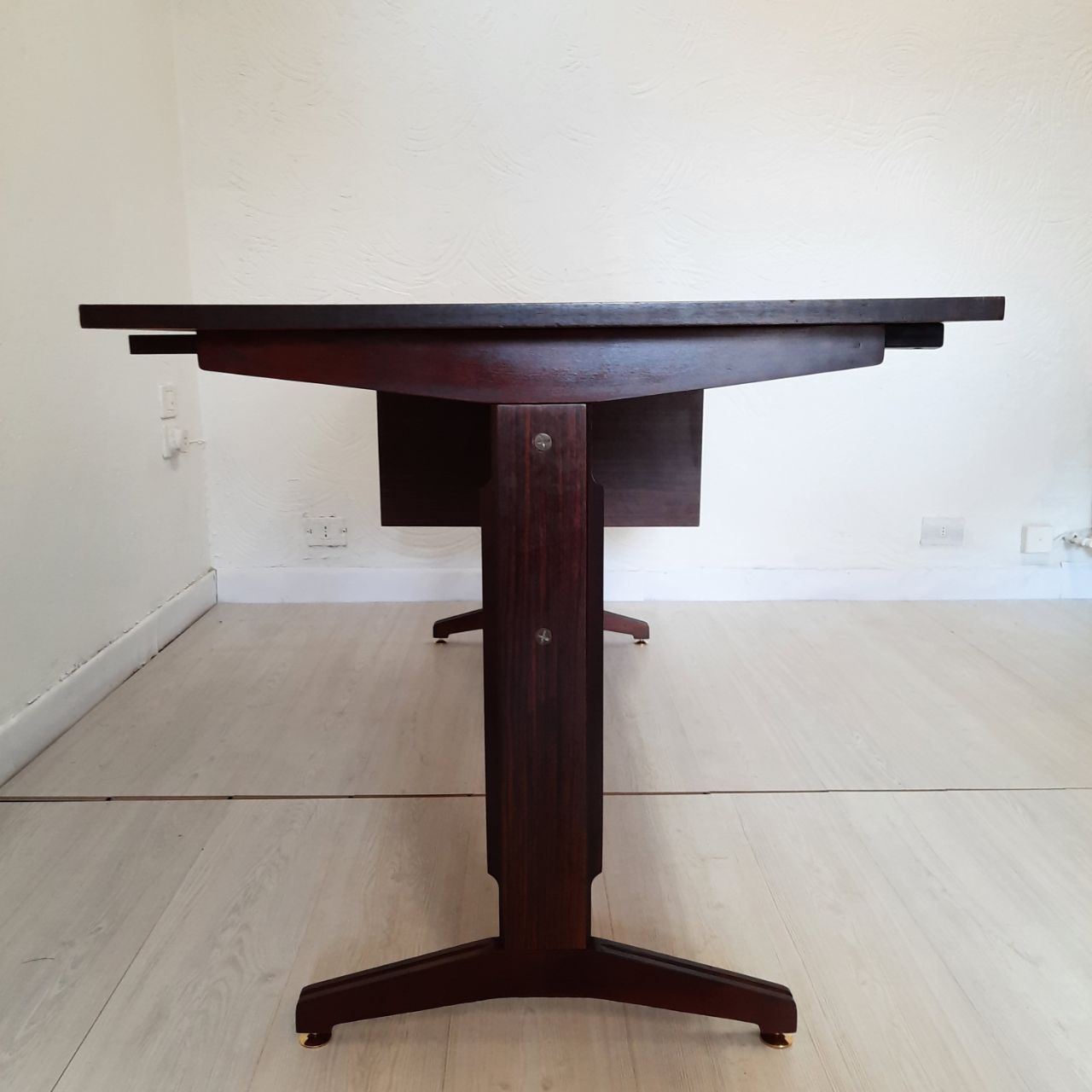 Center desk - vintage - AV contemporary furnishings