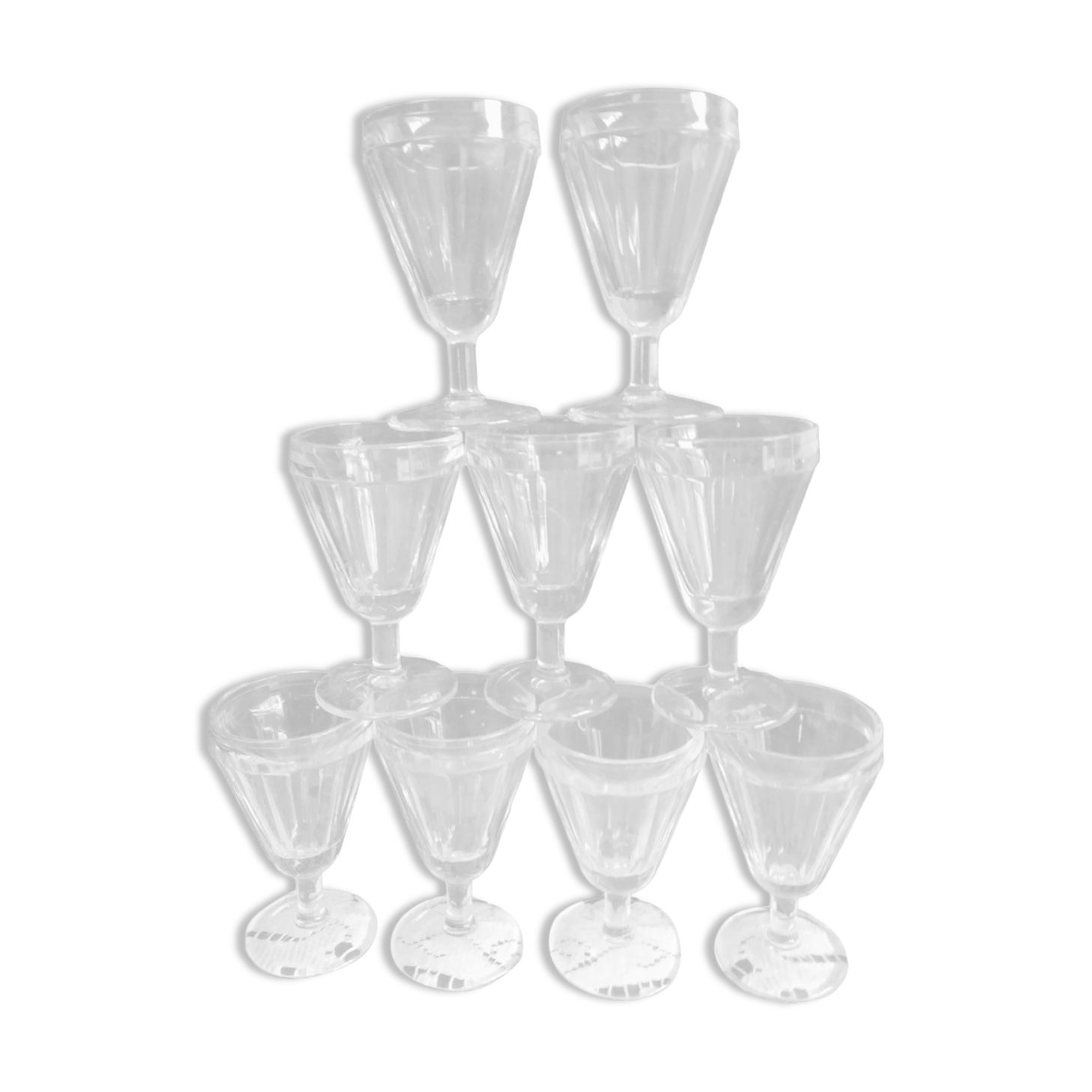 Suite of 9 old bistro wine glasses