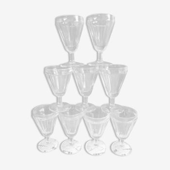 Suite of 9 old bistro wine glasses