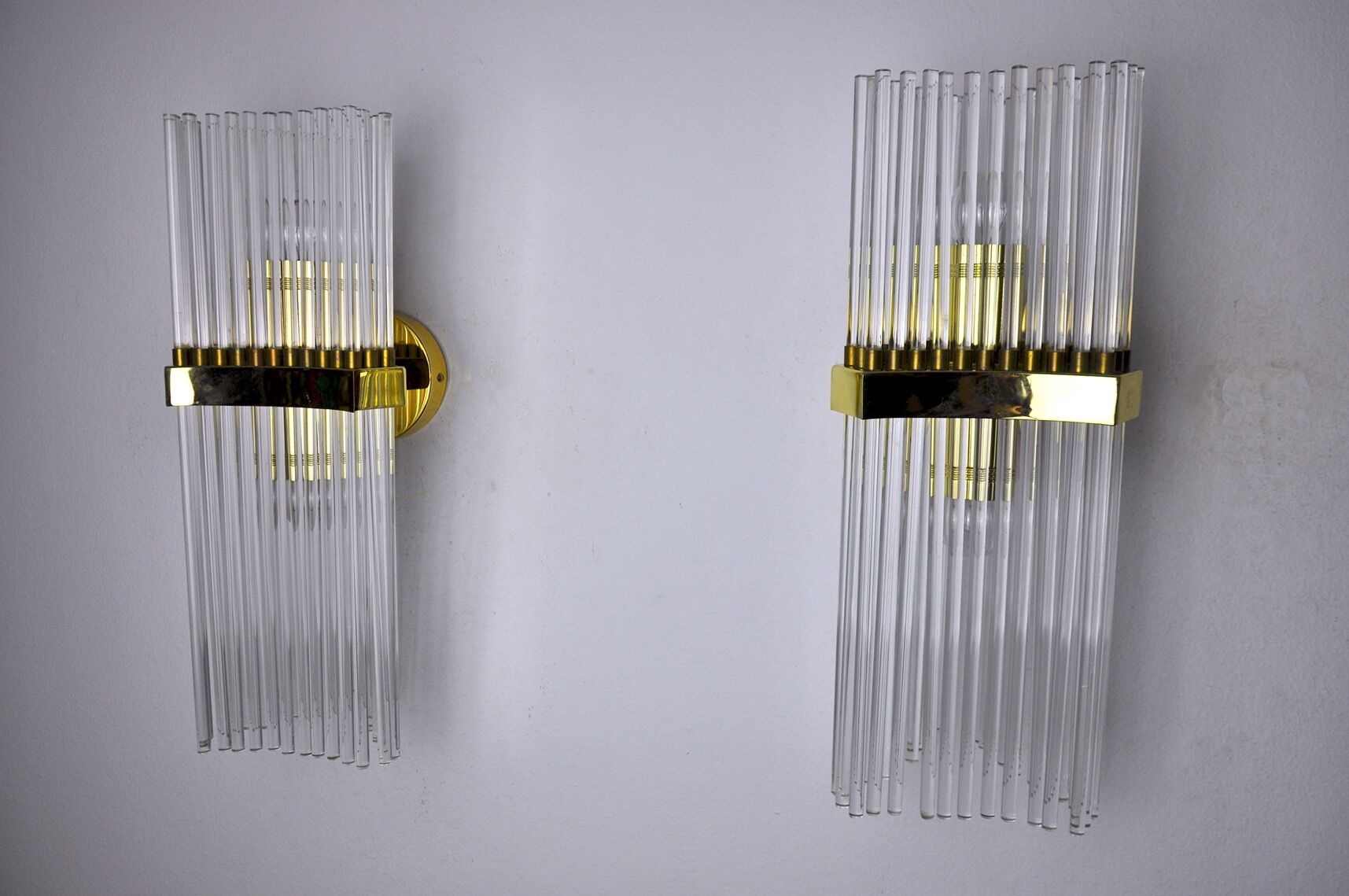 Pair of sciolari wall lamps for Lightolier, Italy, 1970