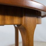 Round extendable dining table from McIntosh, 1960s