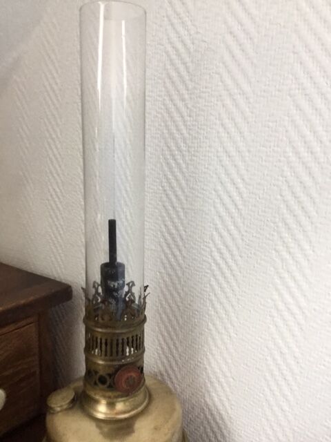 Lampe a pétrole en cuivre et laiton type Matador 15