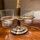 Lampe bouillotte avec 2 verres en cristal de Baccarat