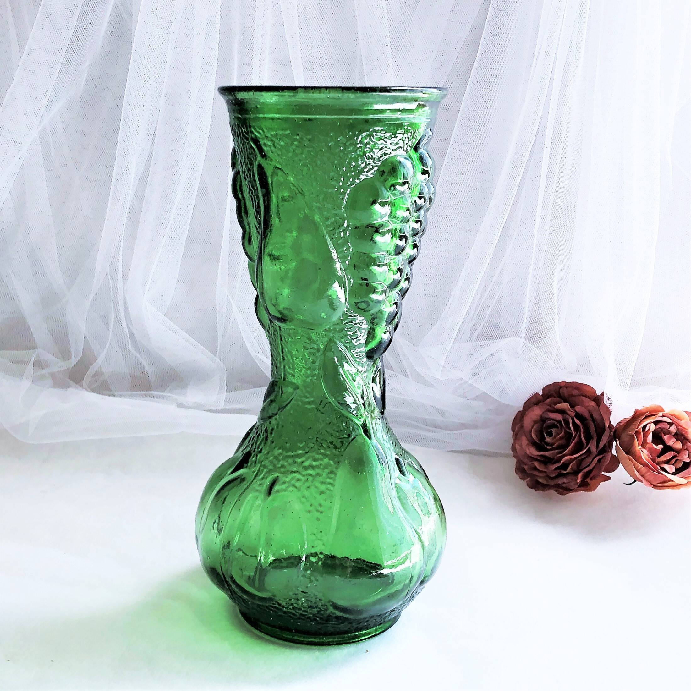 Large green glass vase from vintage Empoli Italy