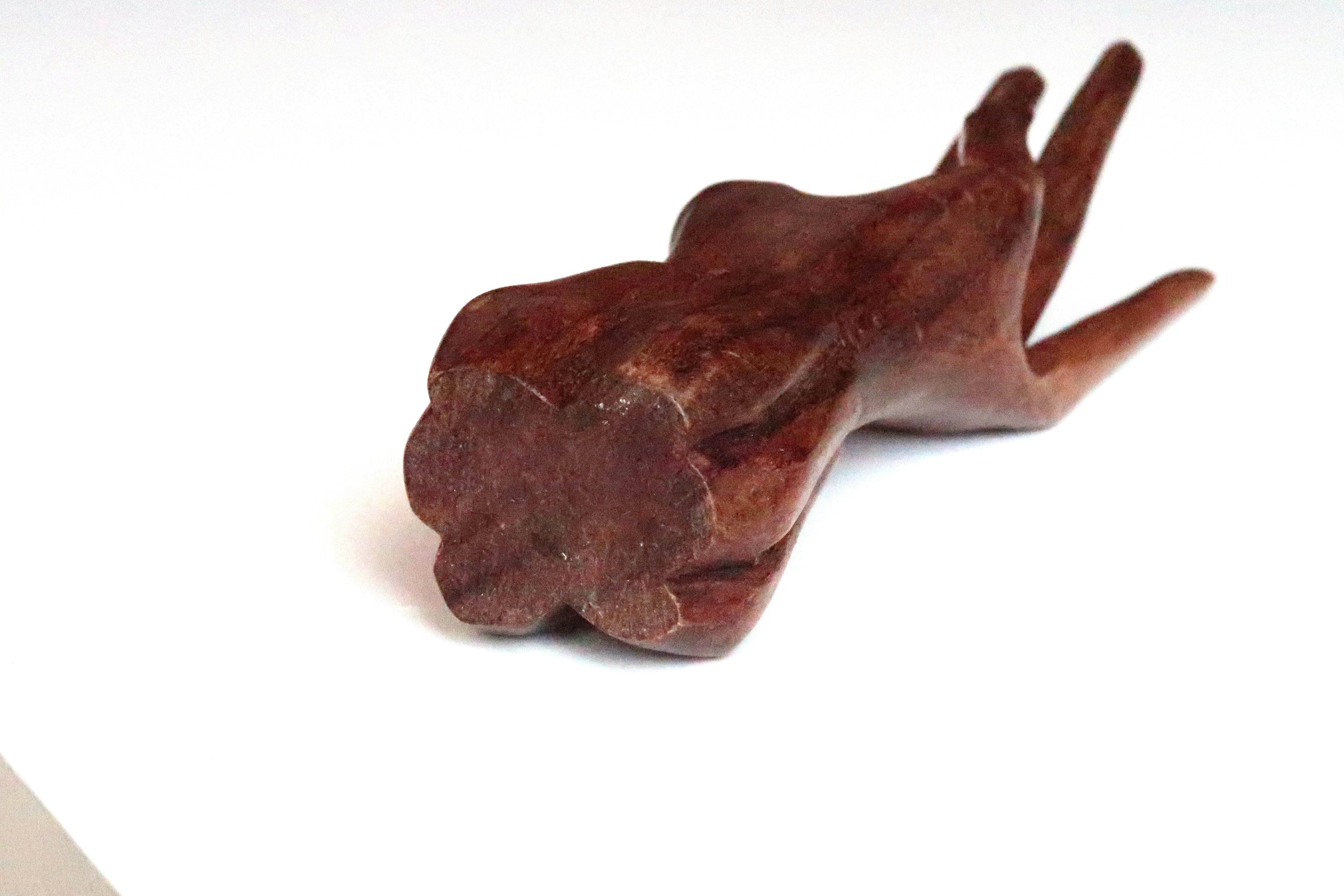 Main baguier en bois, présentoir à bijoux, années 70