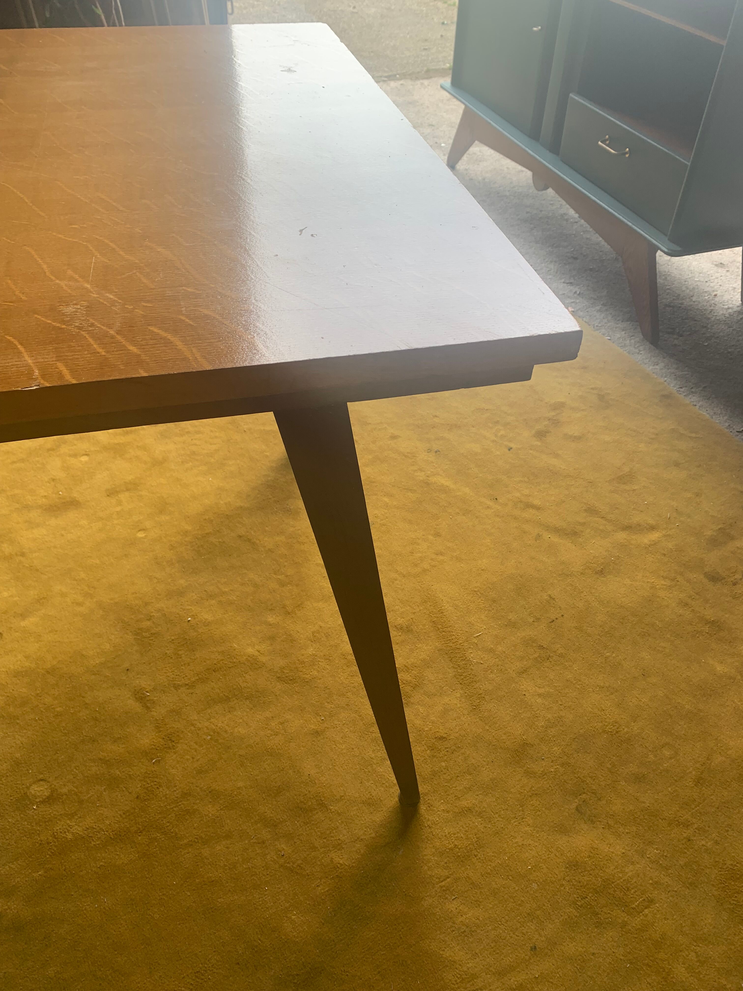 Table pieds pieds compas année 50.