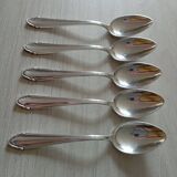 Small silver metal spoons