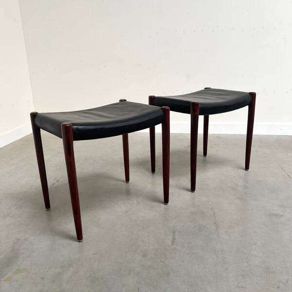 Set of Møller 80A stools, 1960s