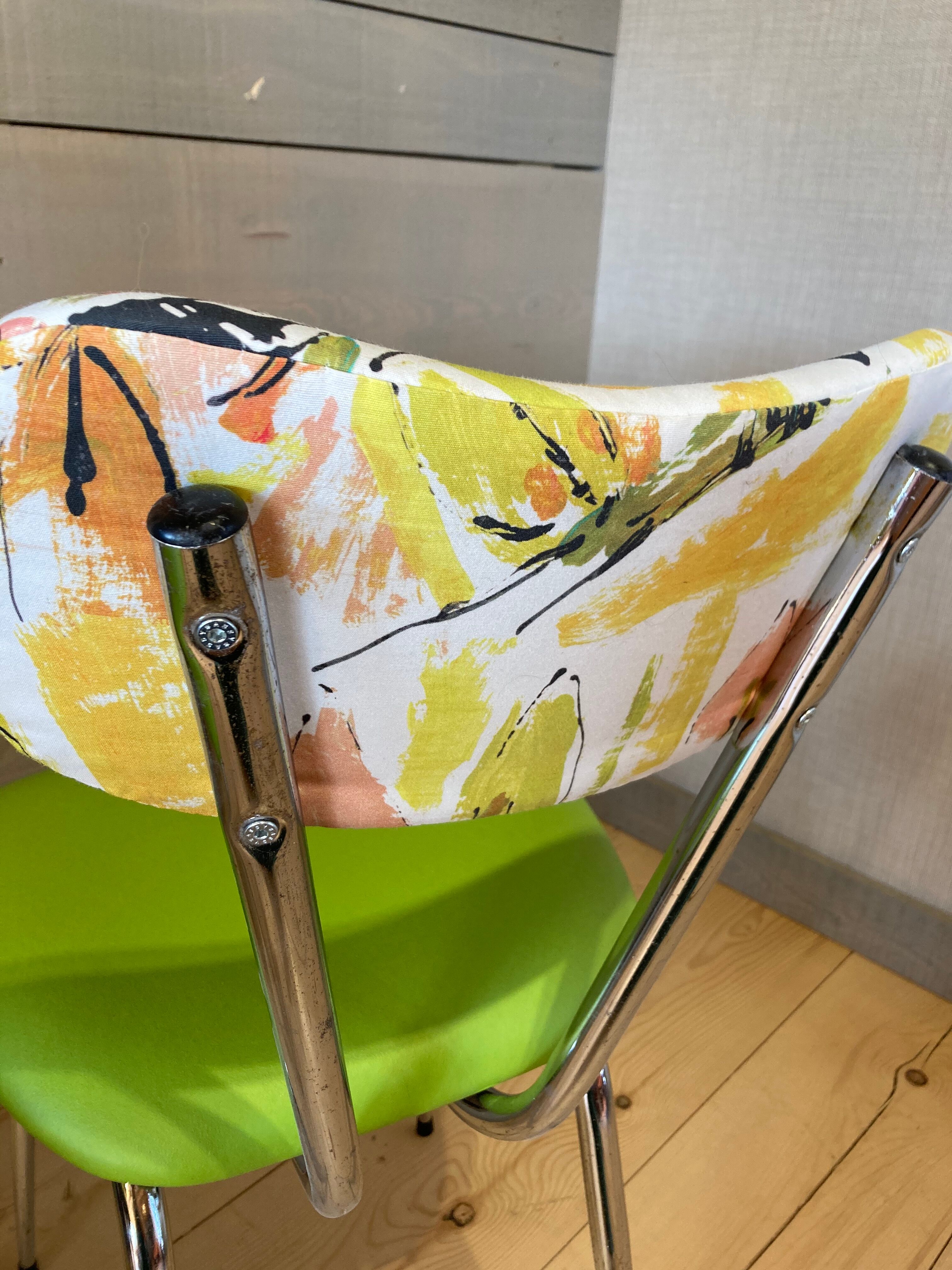 Chaises formica vintage revisitées