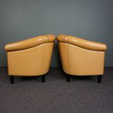Set of 2 club chairs in blond sheepskin