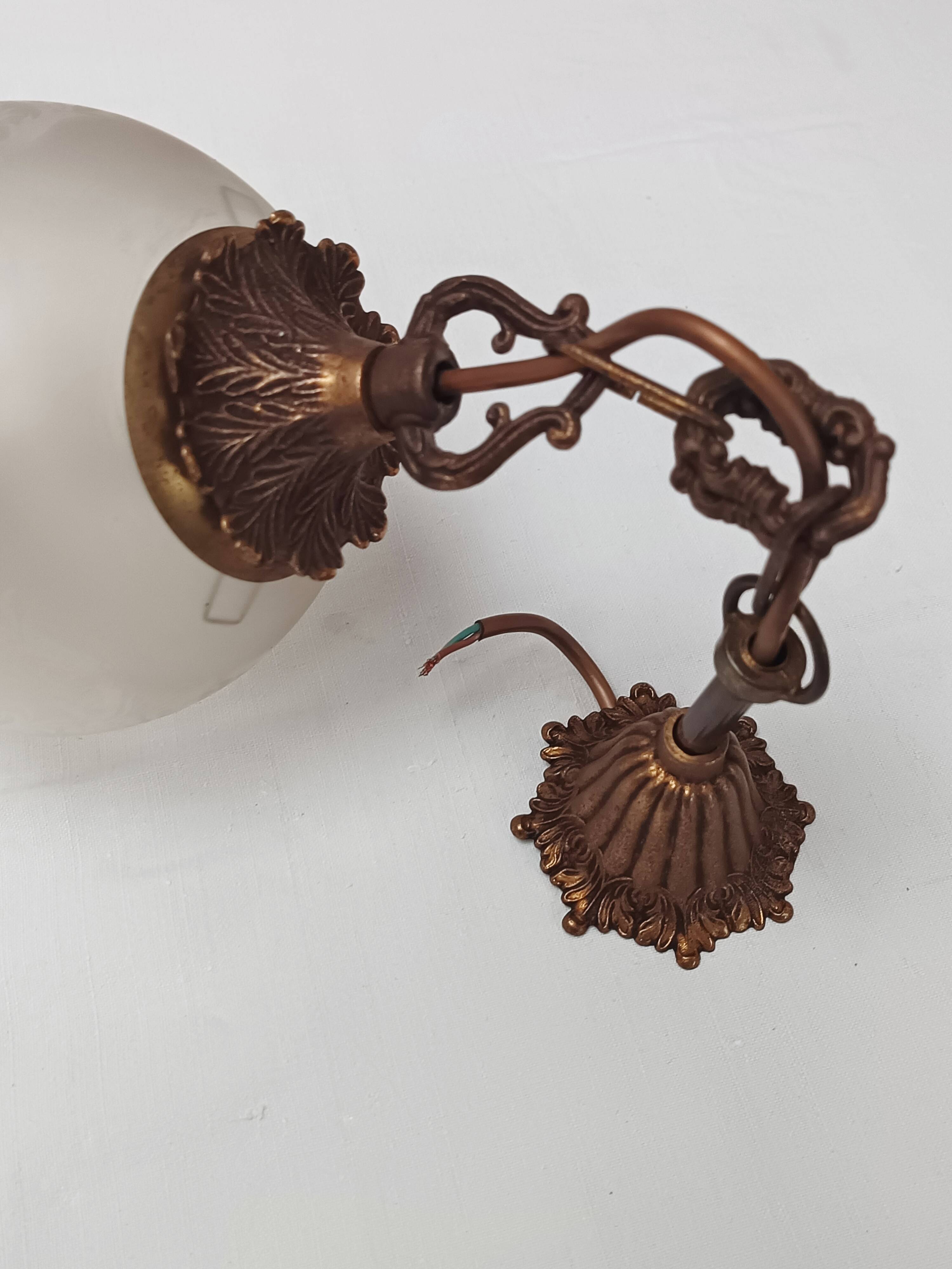 lustre ancien bronze globe gravé lanterne suspensions décoration