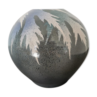 Blue ball pottery vase