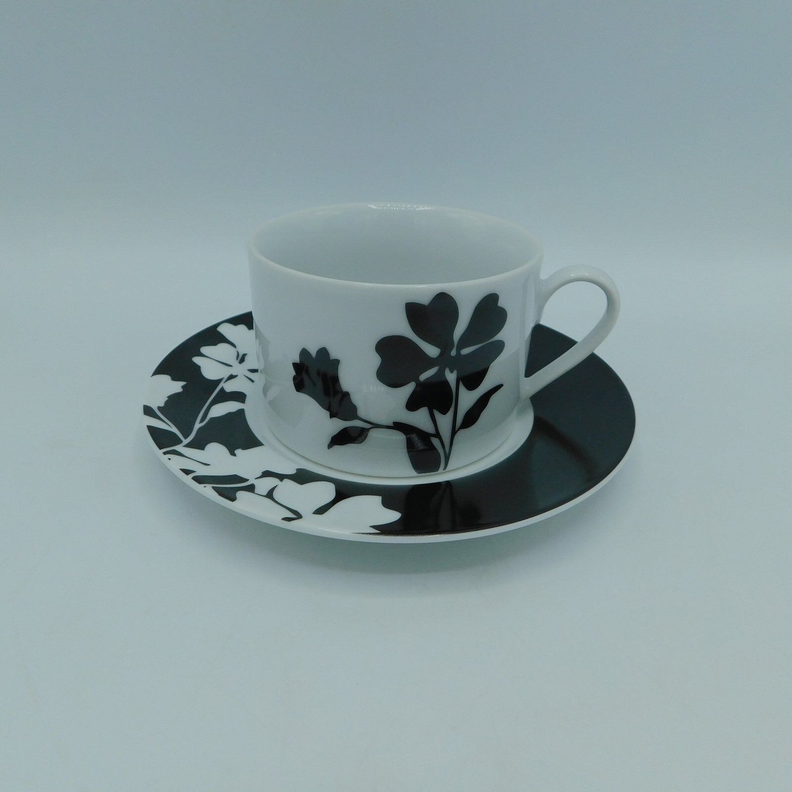 5 cups, 5 saucers, 5  cake plates