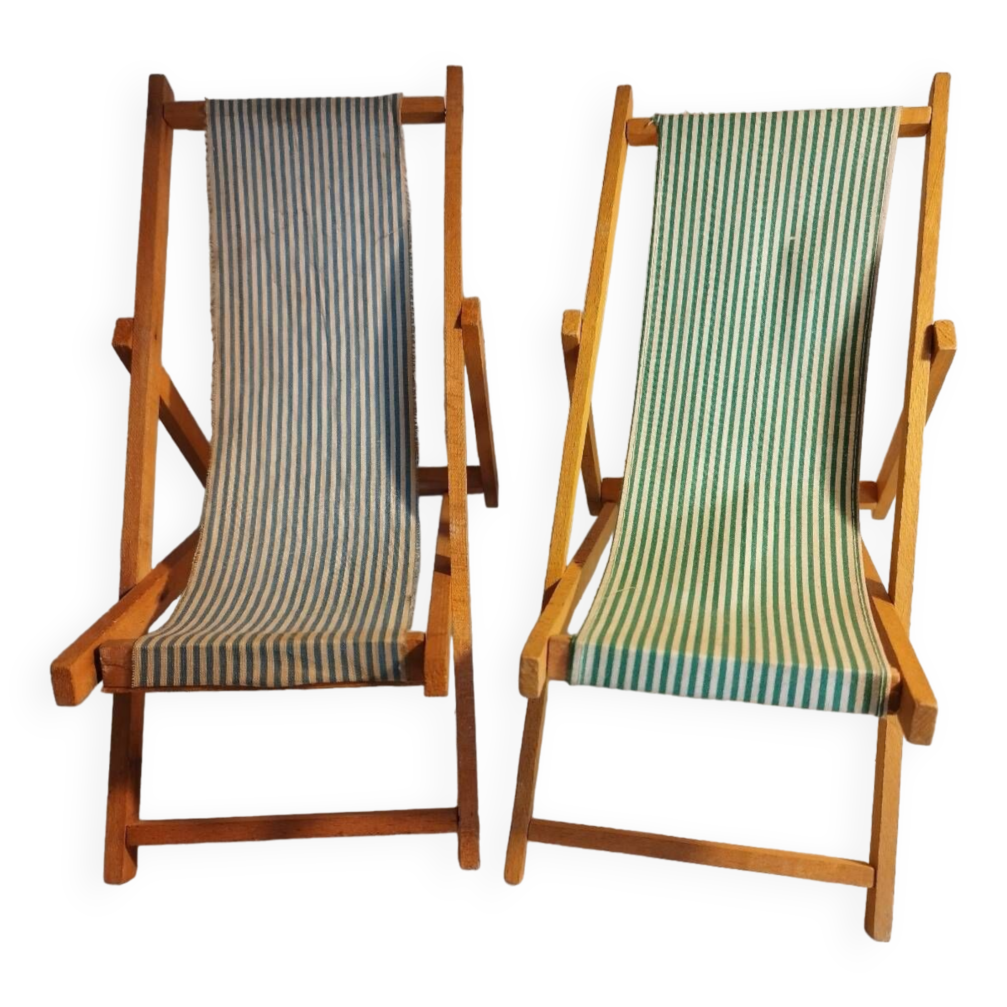 Doll's deckchair duo