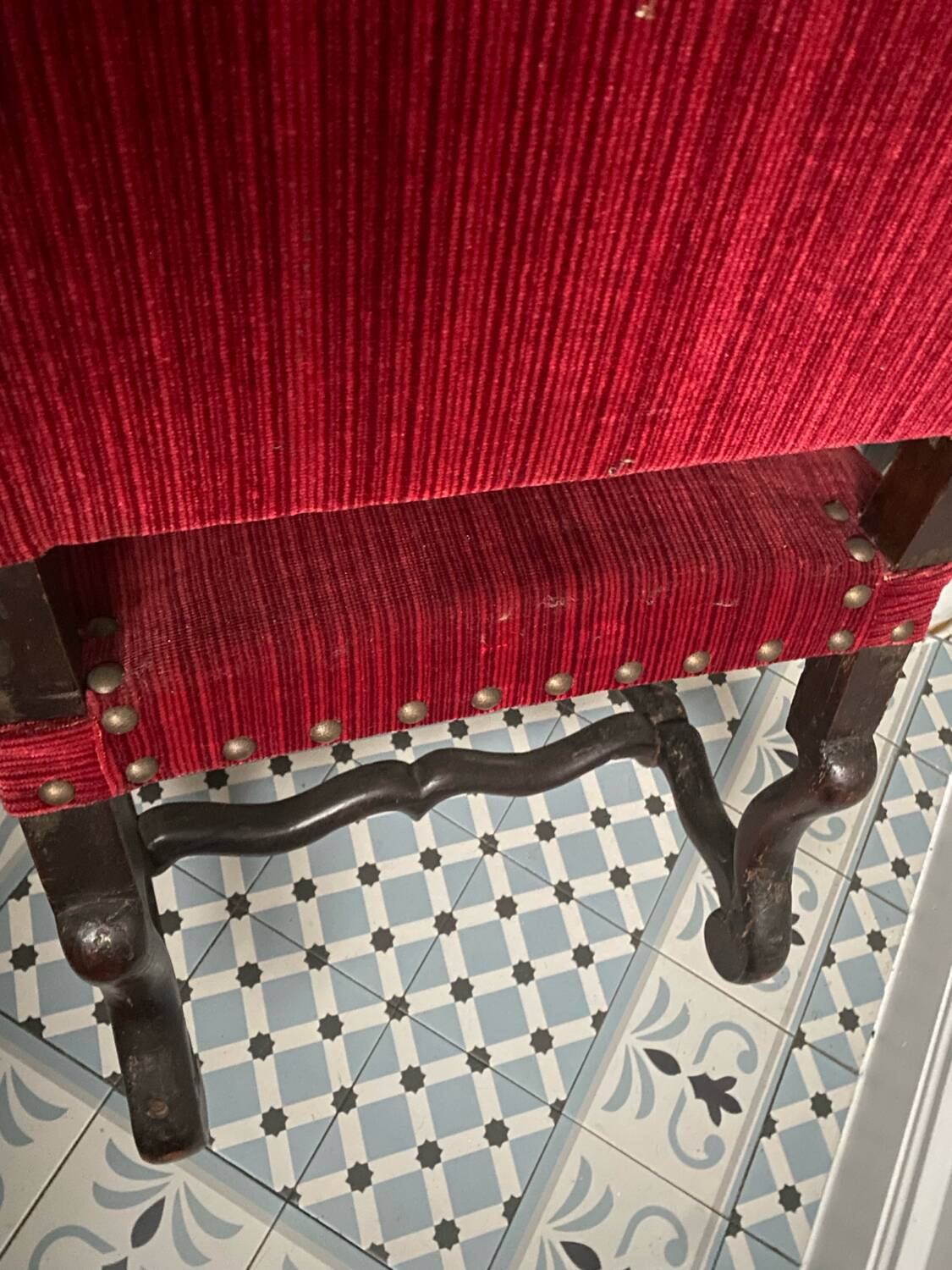 Louis XIII style armchair, 19th century.