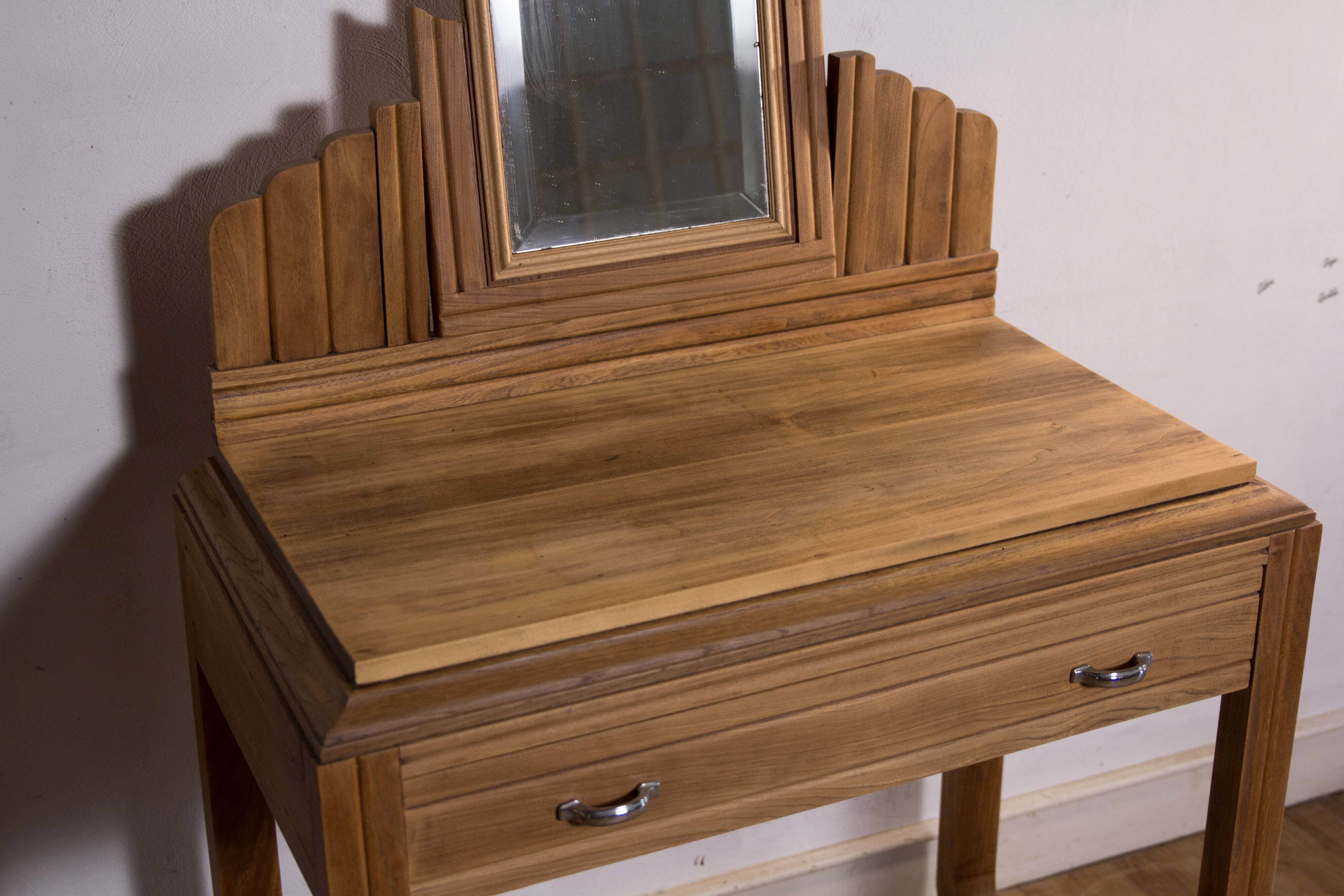 Art Deco dressing table