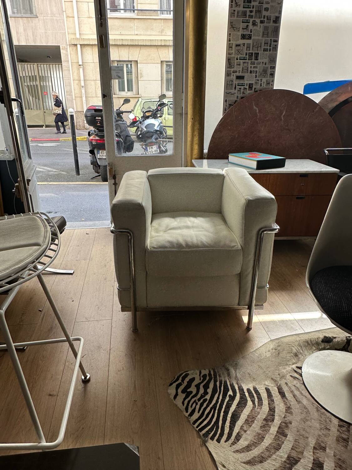 LC2 armchair Cassina edition excellent condition