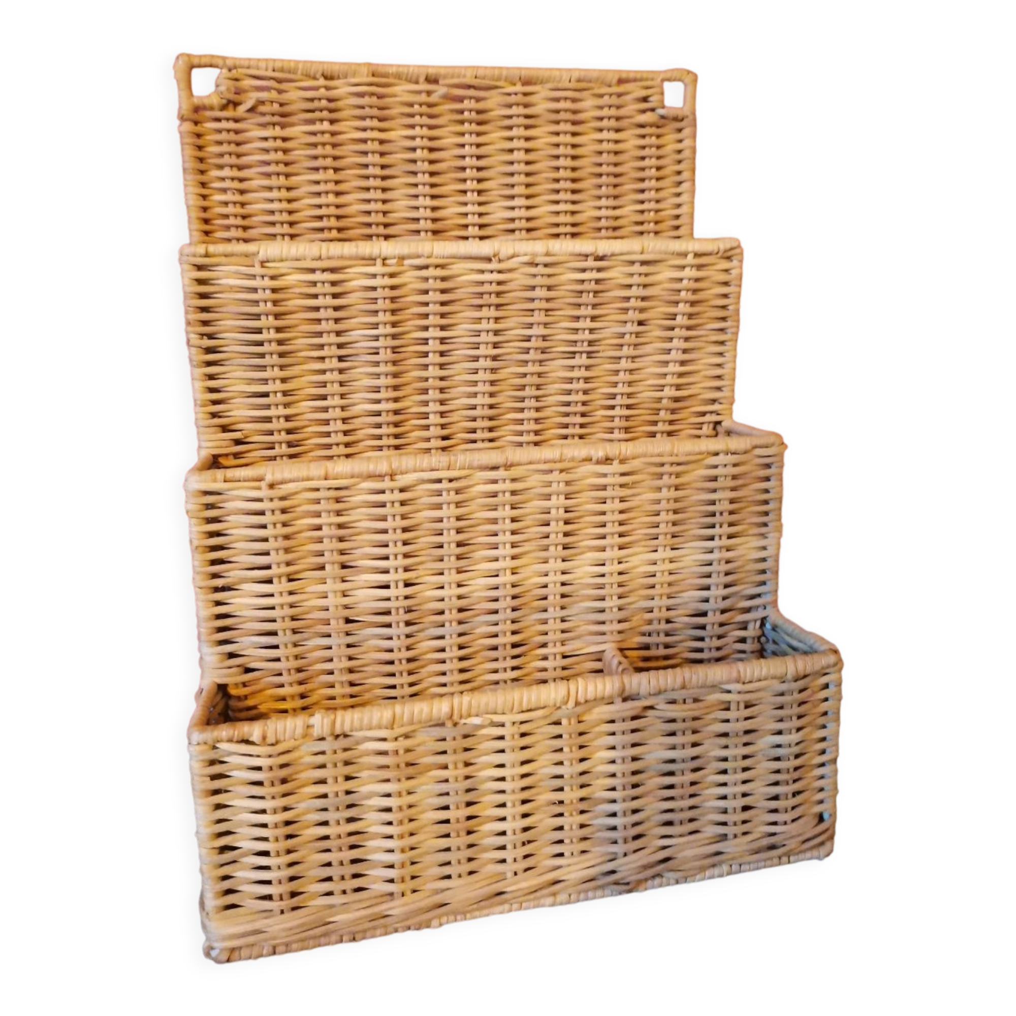 Wicker wall storage