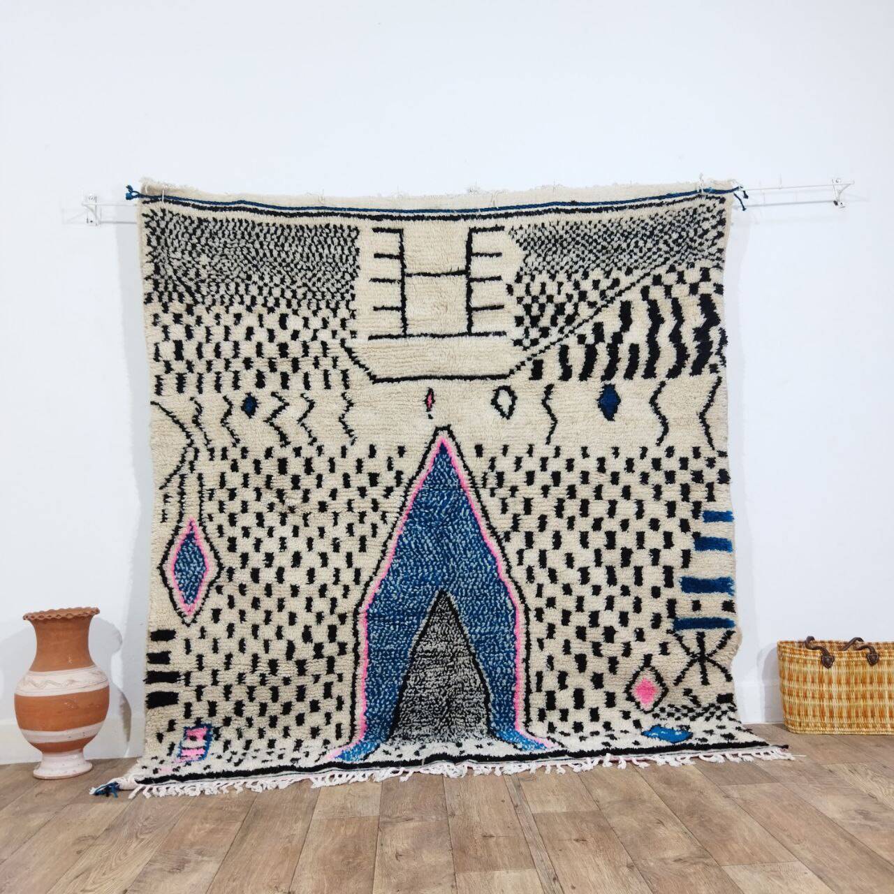 Handmade wool Berber rug 200 X 188 CM