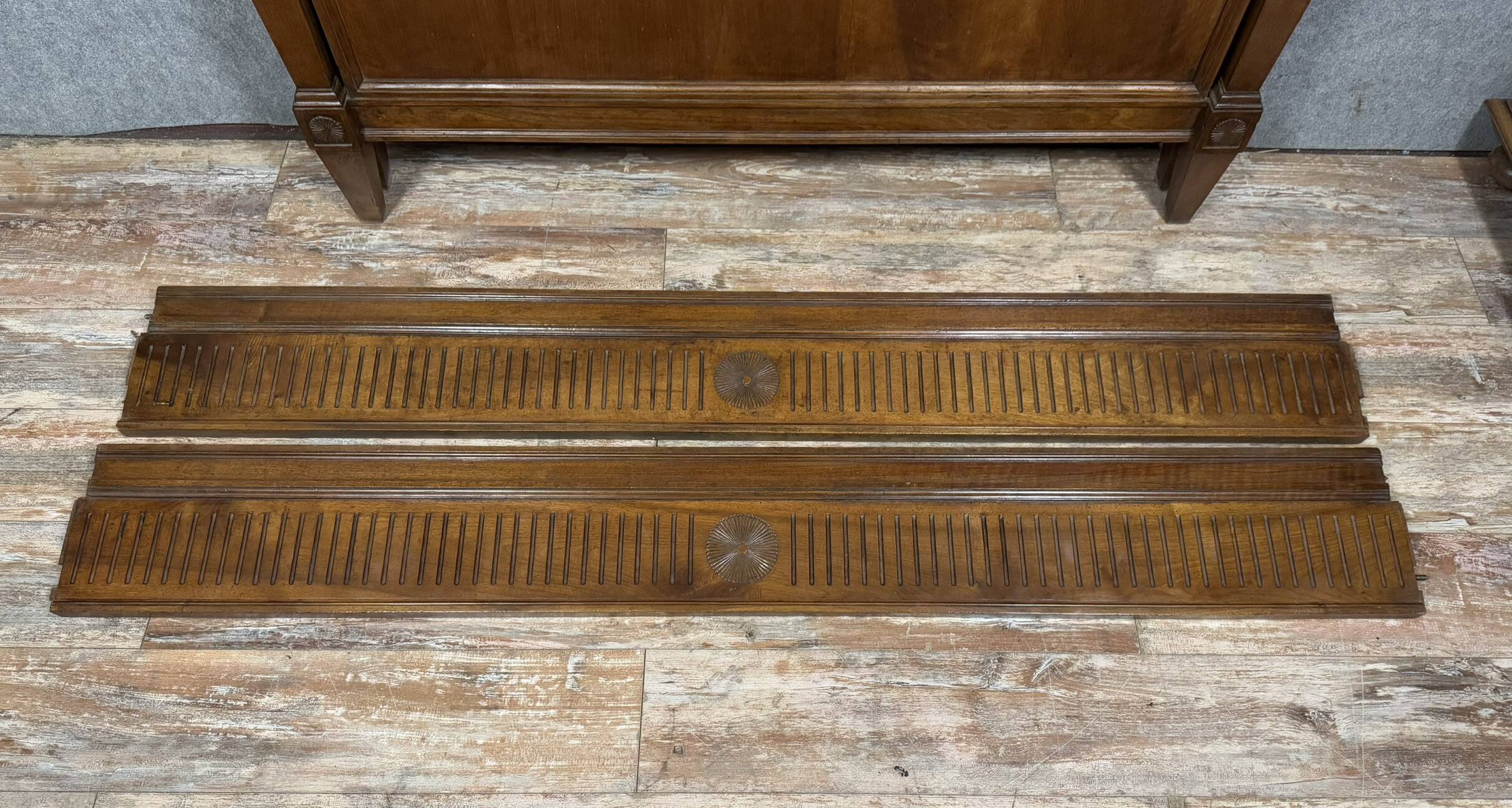 Bastel stamped bed from the Empire Consulate period in walnut circa 1800