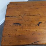 Farmhouse table and its 2 benches