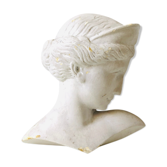Sculpture Woman in the Antique