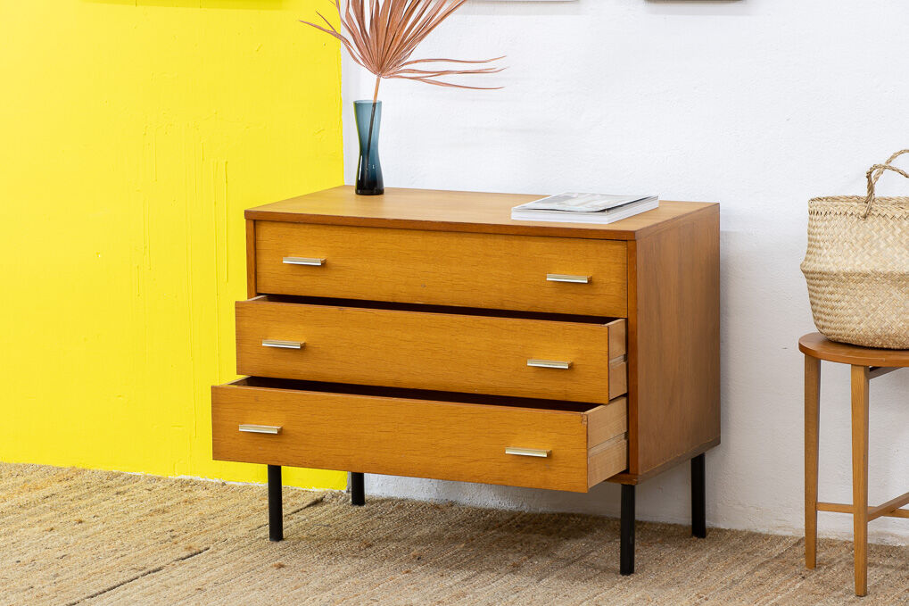 Vintage Scandinavian Chest of Drawers – 90 cm