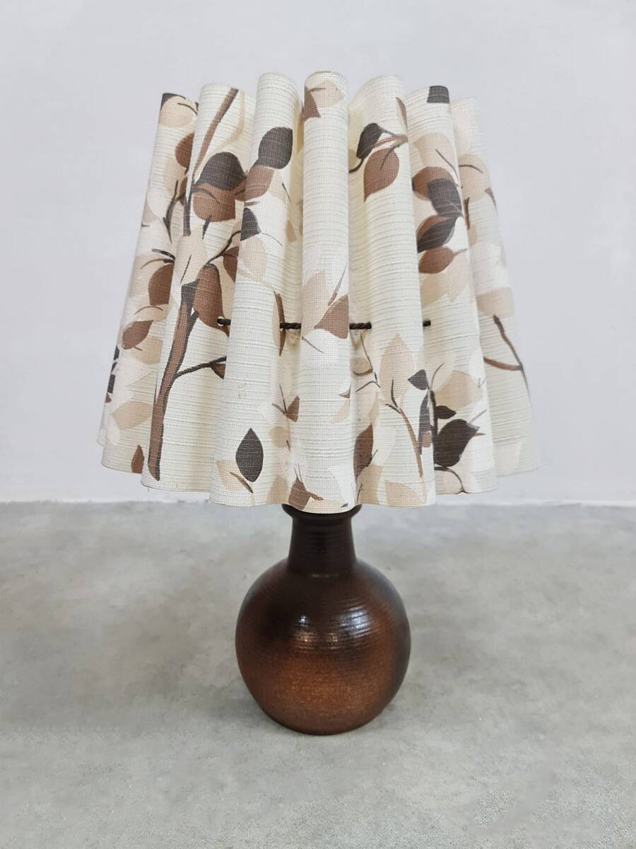 Vintage Danish Plissé table lamp 'Leaf'