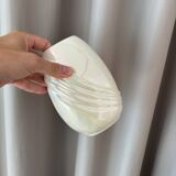 Paire de vases vintage en céramique blanche irisée