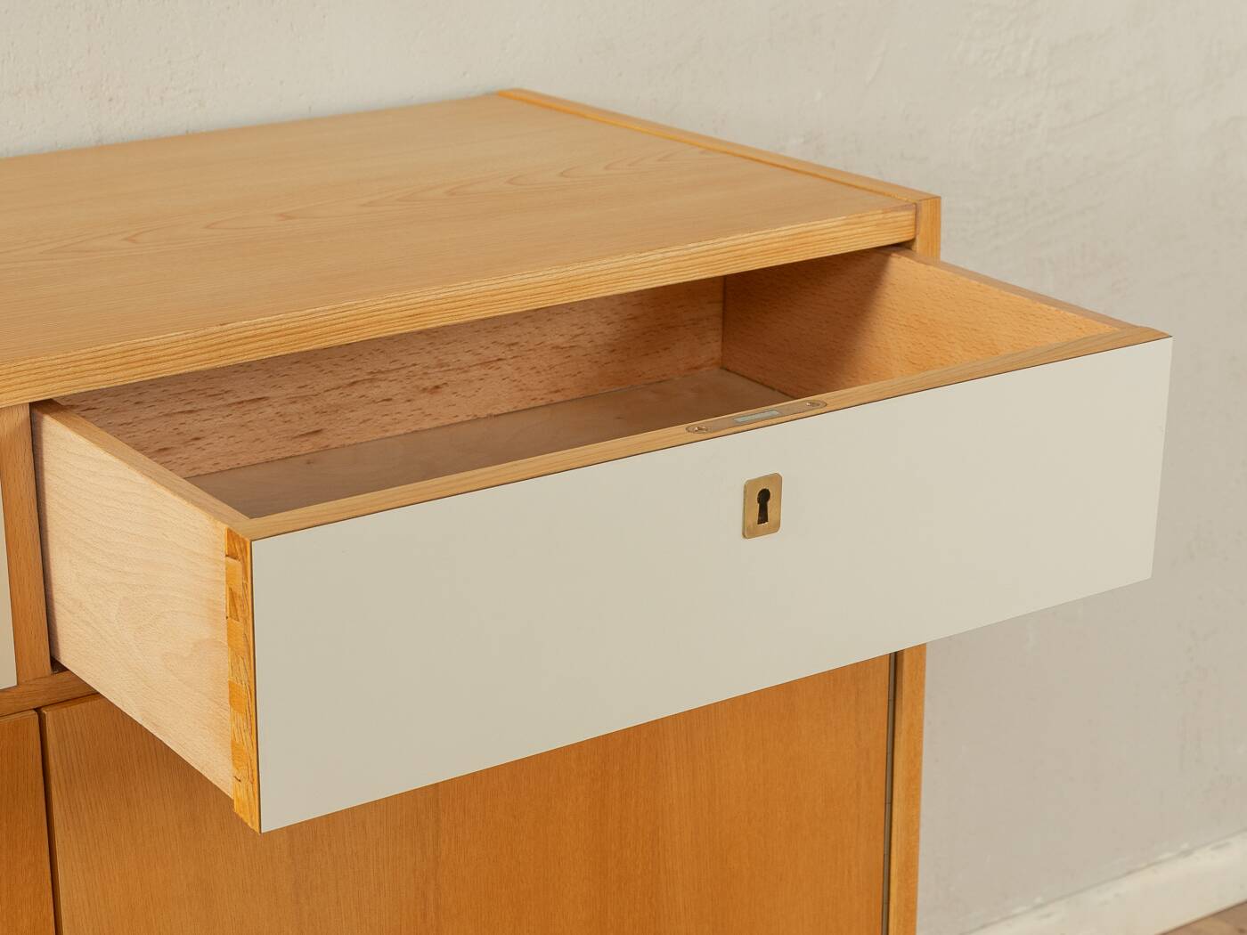 Commode des années 1960