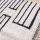 Contemporary Black and White Rug - 291 x 214 cm