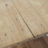 Farm table