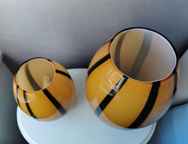 Set of 2 Italian lamps in Volux glass, 80s